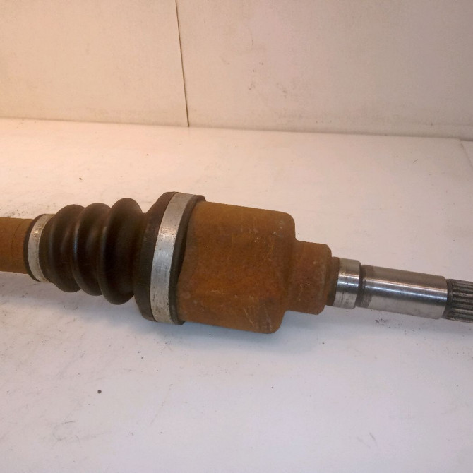 Transmission avant droite occasion PEUGEOT 207 Phase 1 04-2006->06-2013 1.4 HDI 70ch 3273PZ 3