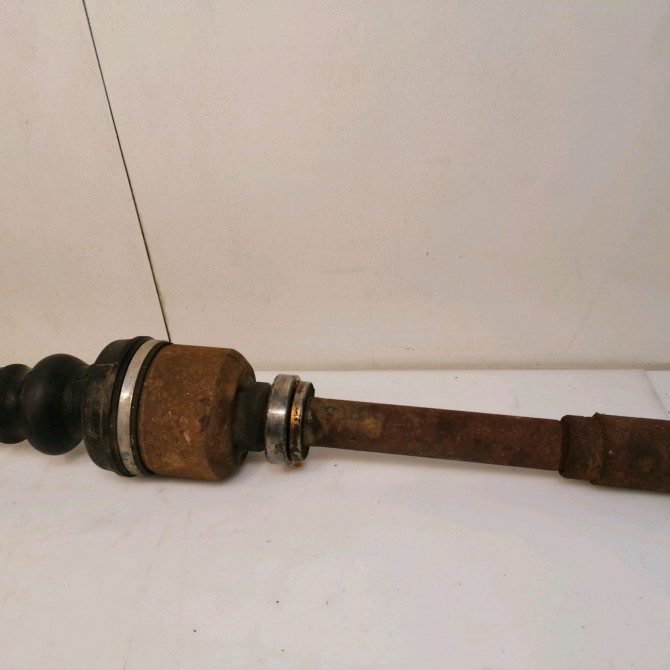 Transmission avant droite occasion PEUGEOT 307 Phase 1 04-2001->06-2005 2.0i 16v 138ch 3273LQ 3