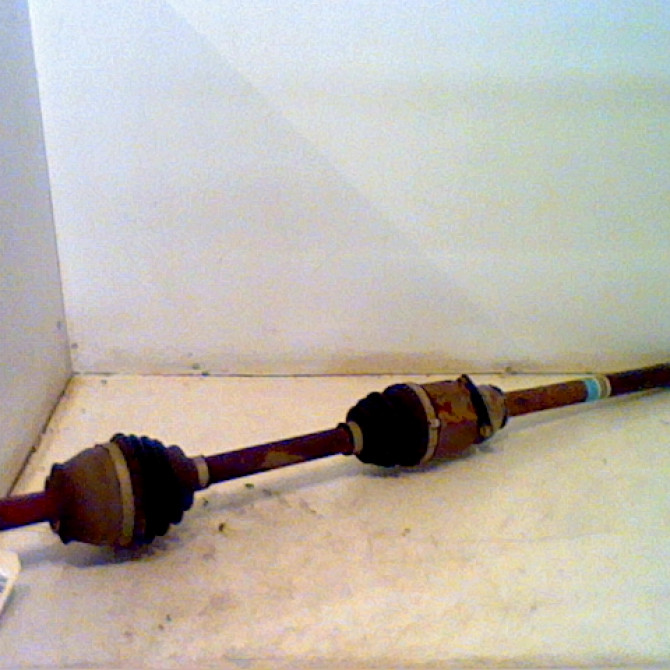 Transmission avant droite occasion FIAT PUNTO EVO III Phase 1 10-2009->12-2013 1.3 MULTIJET 75ch 51947024 1