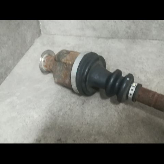 Transmission avant droite occasion RENAULT TWINGO II Phase 1 06-2007->11-2011 1.2i 16v 75ch 8200684084 3