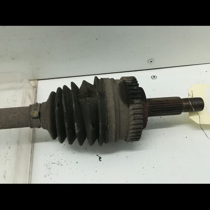 Transmission arrière droite occasion RENAULT SCENIC I Phase 2 08-1999->06-2003 1.9dCi Pack Clim 7700112478 3