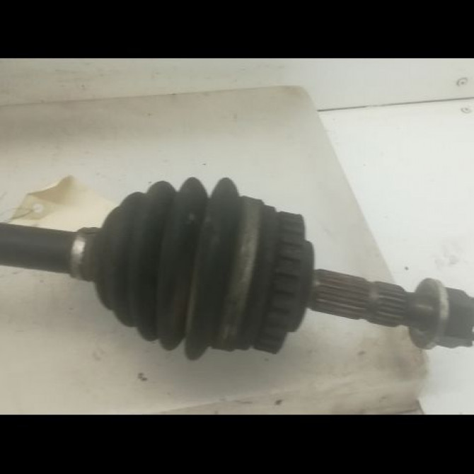 Transmission avant gauche occasion OPEL VECTRA II Phase 1 11-1995->02-1999 1.6i 16v 90512384 2