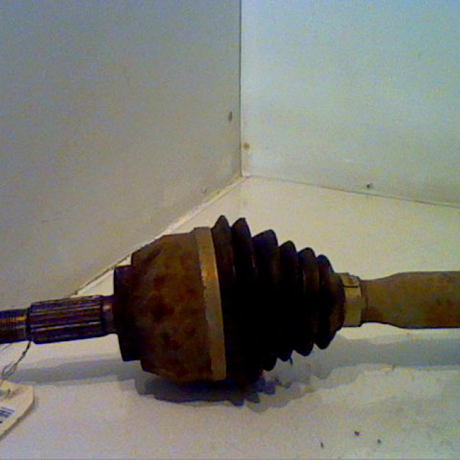 Transmission avant gauche occasion RENAULT LAGUNA I Phase 2 04-1998->11-2000 1.6 16v 8200031134 2