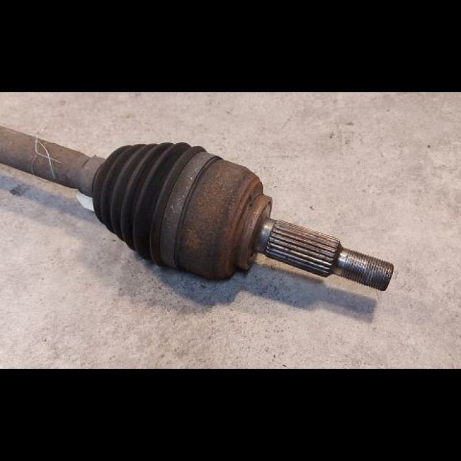 Transmission avant gauche occasion RENAULT SCENIC II Phase 1 03-2004->09-2006 1.6i 16v 8200531908 2