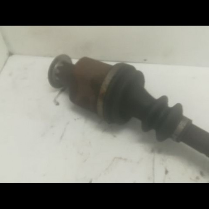 Transmission avant droite occasion RENAULT TWINGO II Phase 1 06-2007->11-2011 1.2i 16v 75ch 8200684084 3