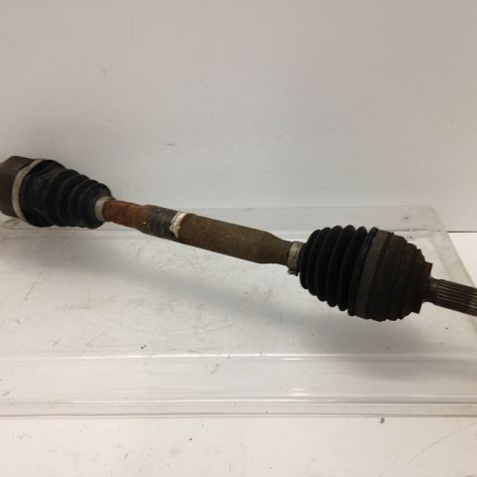 Transmission avant gauche occasion RENAULT MODUS Phase 1 09-2004->12-2007 1.6i 16v 8200696900 1