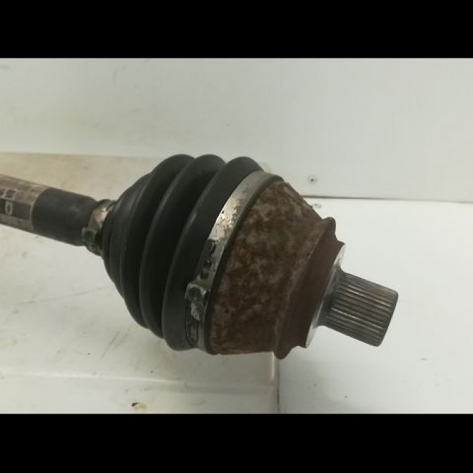 Transmission avant droite occasion AUDI A8 I Phase 1 09-1994->02-1999 4E0407272P 2