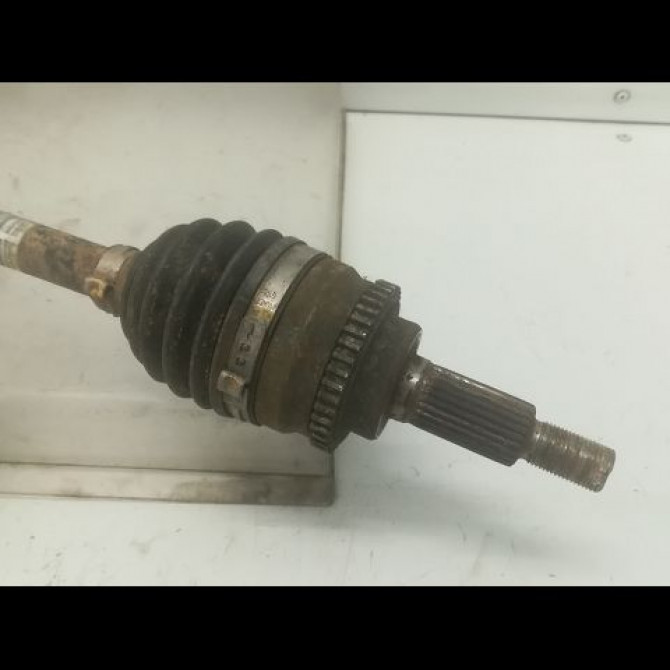 Transmission avant gauche occasion SUZUKI SWIFT III Phase 1 03-2005->09-2011 1.3i 90ch 4410263J53 2