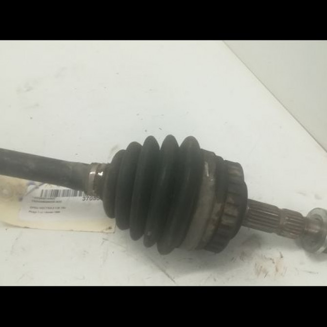 Transmission avant droite occasion OPEL VECTRA II Phase 1 11-1995->02-1999 1.6i 16v 90512385 2