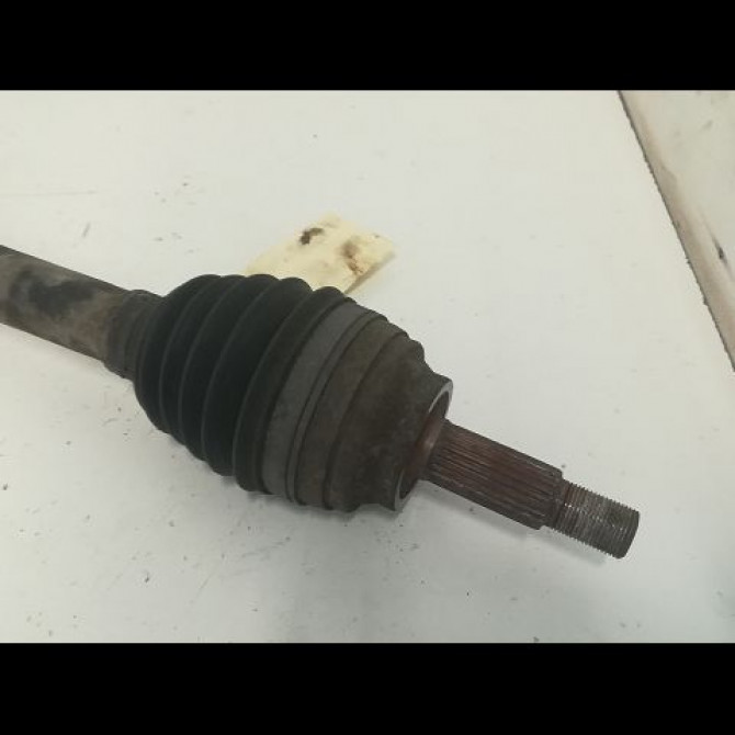 Transmission avant droite occasion RENAULT SCENIC I Phase 1 09-1996->08-1999 1.9 DT 94ch 7701470618 2