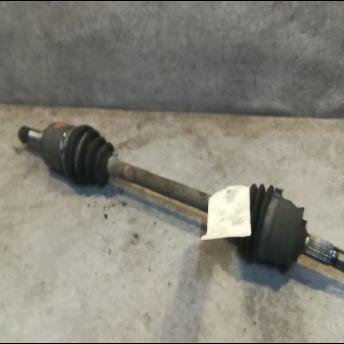 Transmission avant gauche occasion FIAT PANDA II Phase 1 09-2003->12-2012 1.1i 46308260 1