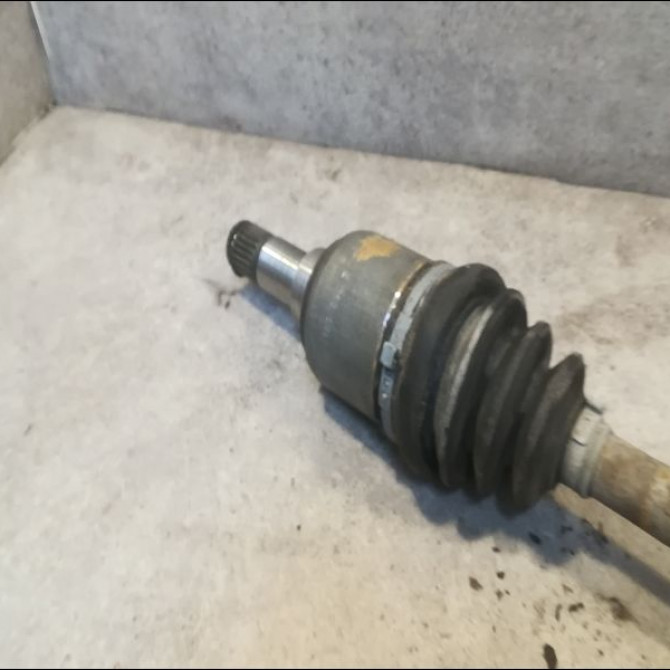 Transmission avant gauche occasion FIAT PANDA II Phase 1 09-2003->12-2012 1.1i 46308260 3