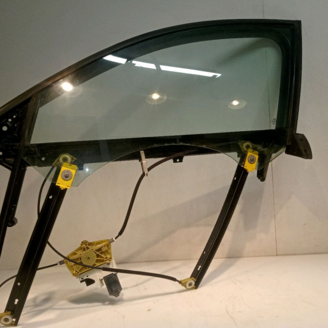 Mecanisme+moteur leve-glace avg occasion AUDI A6 III Phase 1 05-2004->10-2008 2.7 TDi V6 4F0837461A 1