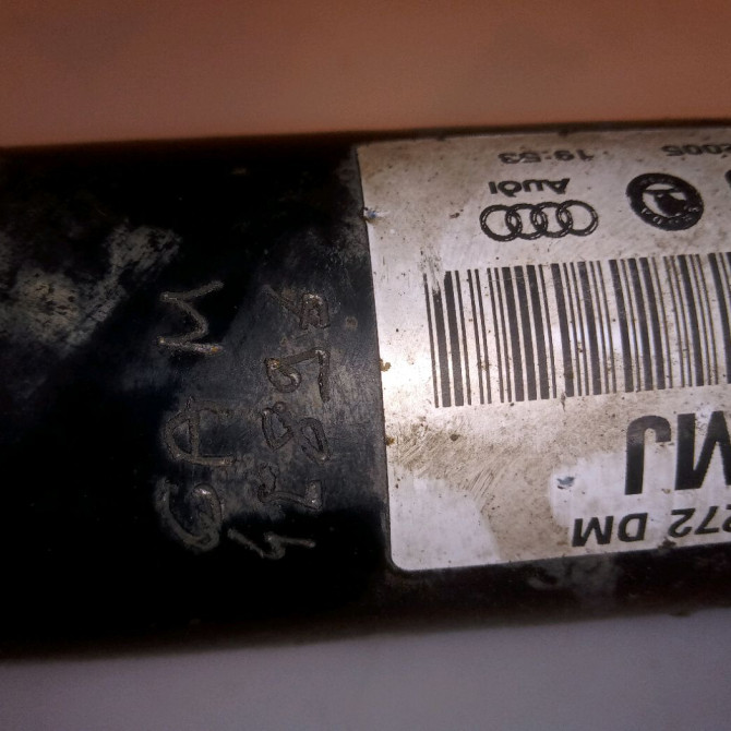 Transmission avant droite occasion VOLKSWAGEN GOLF V Phase 1 11-2003->10-2008 1.4i 75ch 1K0407452X 2