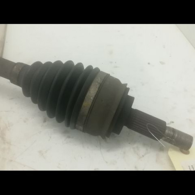 Transmission avant droite occasion RENAULT SCENIC III Phase 1 04-2009->11-2011 1.9 DCI 130ch 391001702R 2