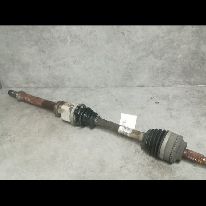 Transmission avant droite occasion RENAULT CLIO CAMPUS II Phase 1 07-2006->07-2009 1.5 DCI 65ch 8200749390 1
