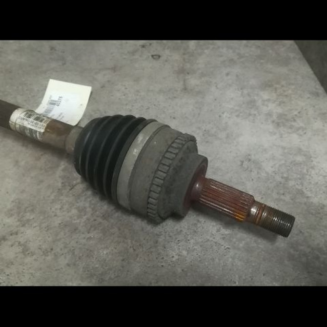 Transmission avant droite occasion RENAULT CLIO CAMPUS II Phase 1 07-2006->07-2009 1.5 DCI 65ch 8200749390 2