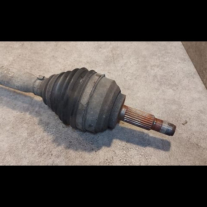 Transmission avant droite occasion RENAULT LAGUNA I Phase 2 04-1998->11-2000 1.9 DTI 8200024622 2