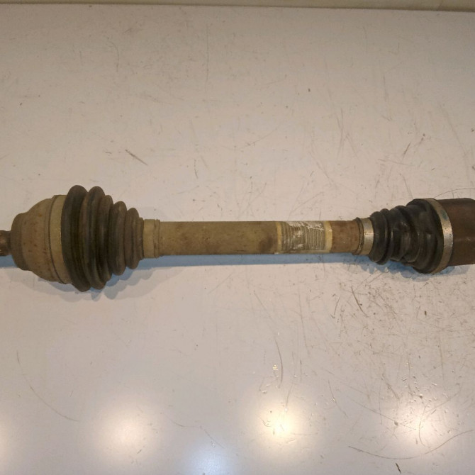 Transmission avant gauche occasion PEUGEOT 208 Phase 2 04-2015->... 1.6 BLUE HDI 100ch 3272LG 1