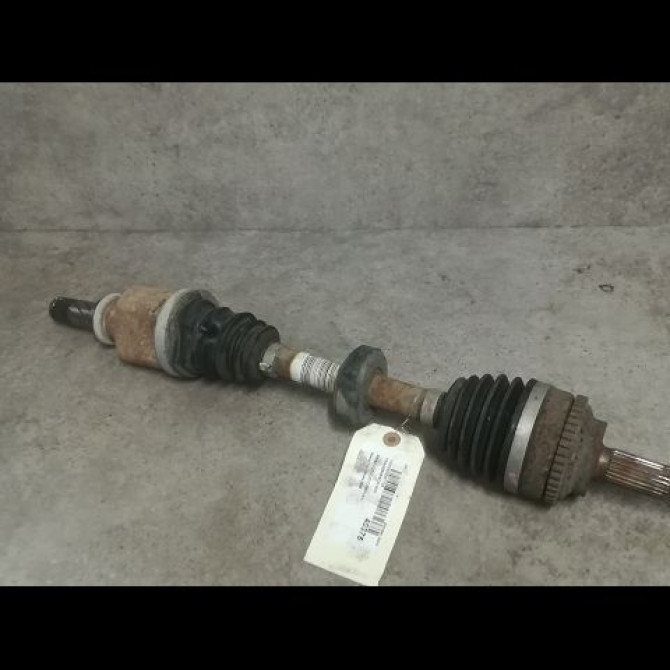 Transmission avant gauche occasion RENAULT CLIO CAMPUS II Phase 1 07-2006->07-2009 1.5 DCI 65ch 8200543868 1