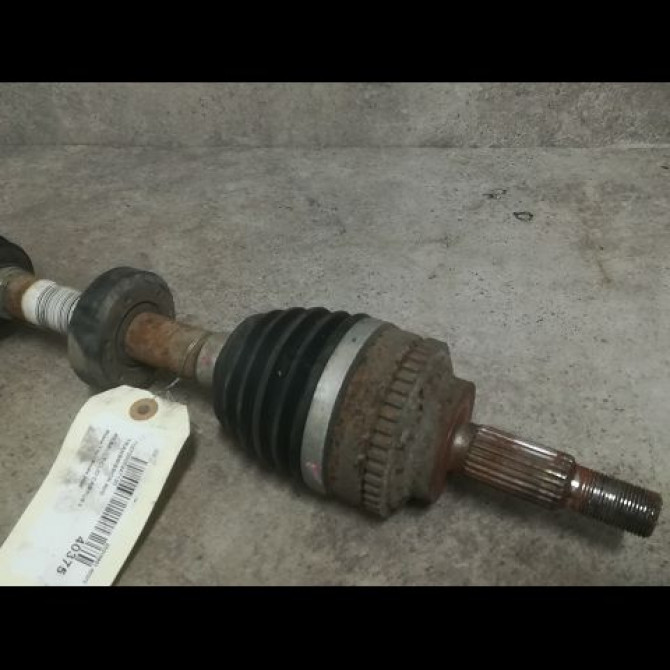 Transmission avant gauche occasion RENAULT CLIO CAMPUS II Phase 1 07-2006->07-2009 1.5 DCI 65ch 8200543868 2