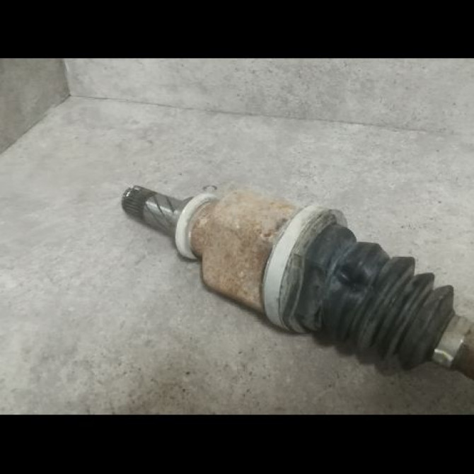 Transmission avant gauche occasion RENAULT CLIO CAMPUS II Phase 1 07-2006->07-2009 1.5 DCI 65ch 8200543868 3