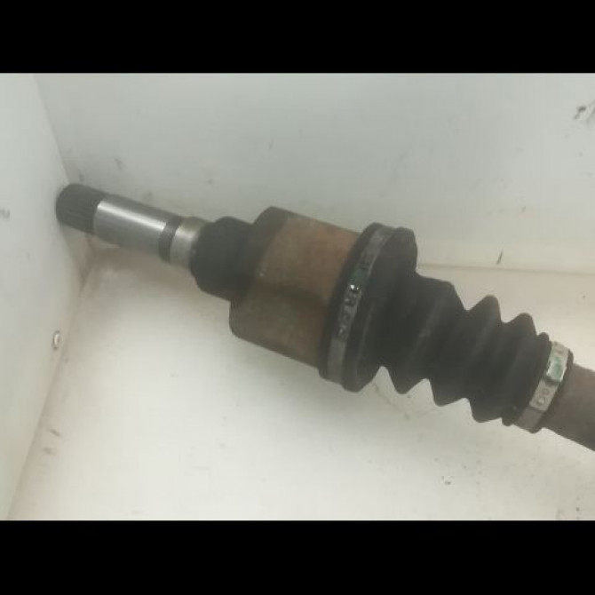 Transmission avant droite occasion PEUGEOT 1007 Phase 1 04-2005->12-2010 1.4i 3273HF 3