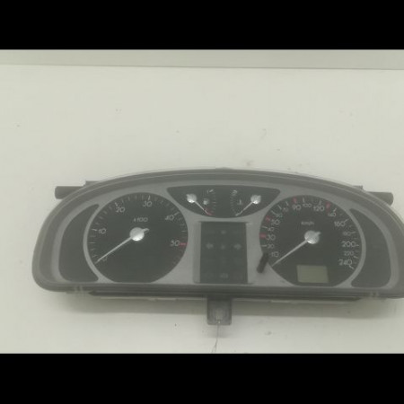 Compteur occasion RENAULT LAGUNA II Phase 1 11-2000->03-2005 1.9 DCI 120ch 8200417831