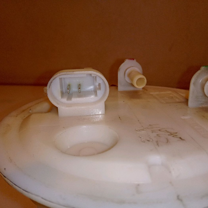 Jauge a carburant occasion RENAULT MEGANE SCENIC I Phase 2 08-1999->06-2003 7700429144 4