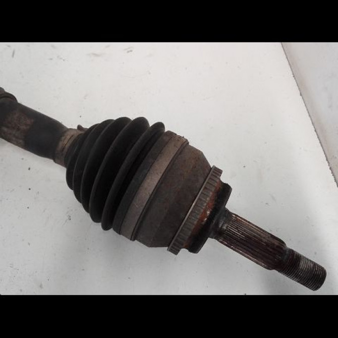 Transmission avant droite occasion TOYOTA COROLLA VERSO II Phase 1 05-2004->06-2007 115 D-4D 434100F021 2