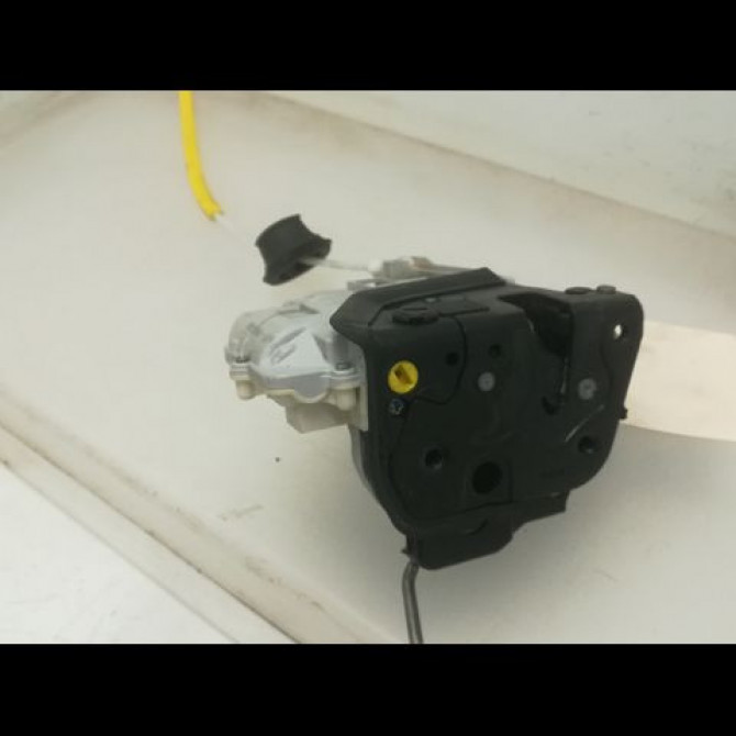 Serrure porte arg occasion AUDI A4 II Phase 2 09-2004->04-2008 2.0 TDi 140ch 8E0839016AA 2