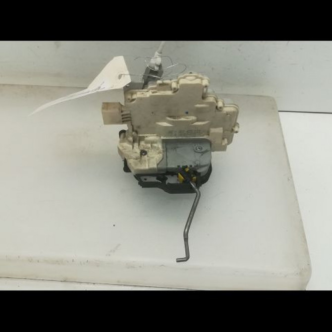 Serrure porte arg occasion AUDI A4 II Phase 2 09-2004->04-2008 2.0 TDi 140ch 8E0839016AA 3