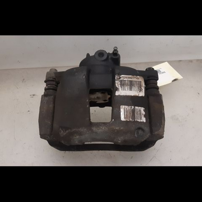 Etrier de frein avant gauche occasion PEUGEOT 207 Phase 1 04-2006->06-2013 1.6 HDI 16v 110ch 4400R8 1