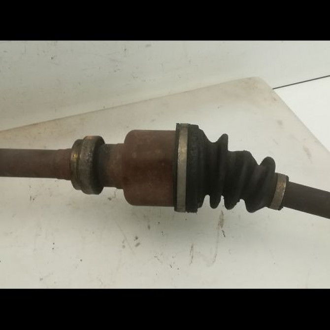 Transmission avant droite occasion PEUGEOT 206 + Phase 1 03-2009->05-2013 1.1i 60ch 3273YC 3