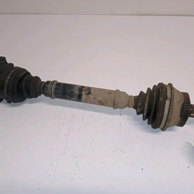 Transmission avant droite occasion AUDI A6 II Phase 2 07-2001->05-2004 4B0407452GX 1