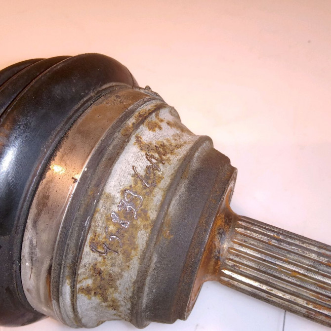 Transmission avant droite occasion VOLKSWAGEN POLO III Phase 1 10-1994->11-1999 1.3 6N0407452AX 2