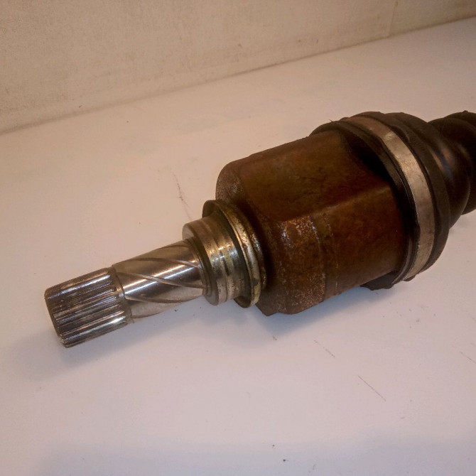 Transmission avant gauche occasion RENAULT SCENIC II Phase 2 09-2006->04-2009 1.5 DCI 105ch 8200330413 3