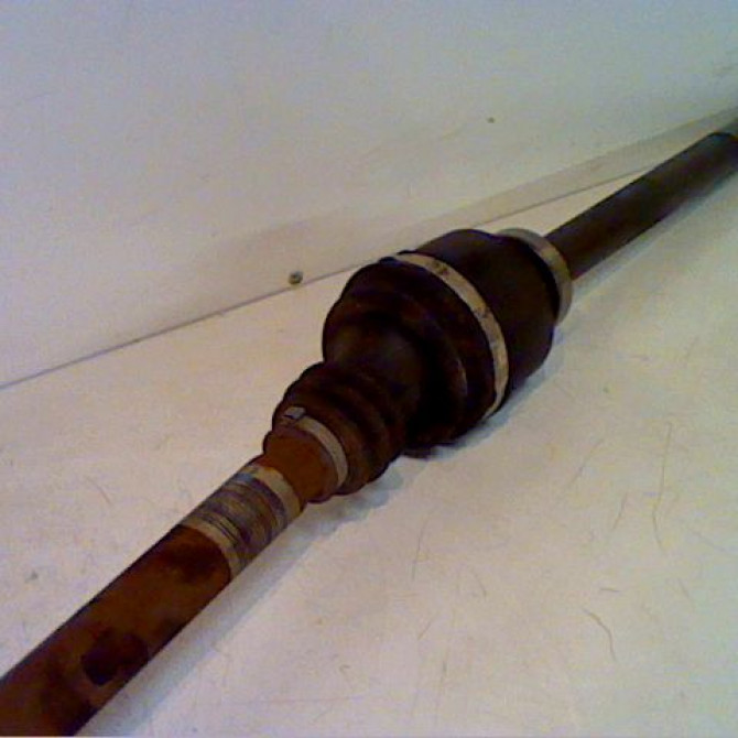 Transmission avant droite occasion RENAULT ESPACE IV Phase 1 09-2002->03-2006 1.9 DCI 8200387439 2