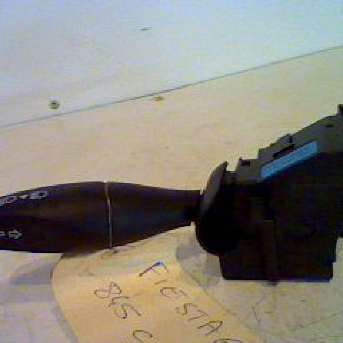 Commande clignotant occasion FORD FIESTA V Phase 1 09-2002->10-2005 2