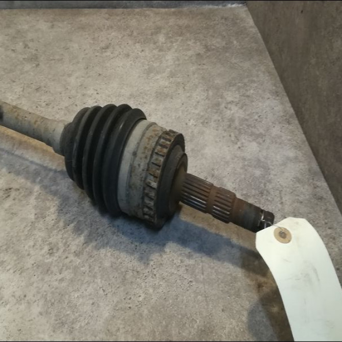 Transmission avant droite occasion OPEL CORSA III Phase 2 08-2003->09-2006 1.2i 16v 75ch 93190102 2