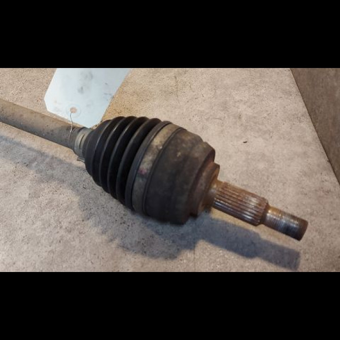 Transmission avant droite occasion DACIA DUSTER Phase 1 03-2010->12-2013 1.5 DCI 90ch 8200930507 2
