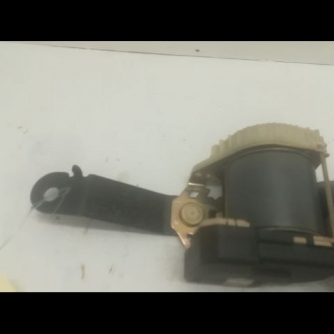 Ceinture avant droite occasion RENAULT LAGUNA I Phase 1 01-1994->04-1998 7700422309 2