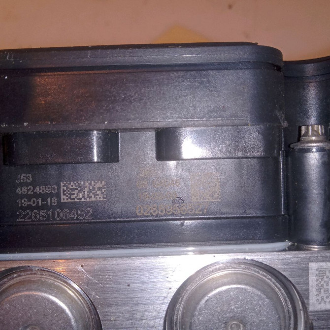 Unité hydraulique ABS occasion RENAULT KANGOO II Phase 2 01-2013->... 1.5 DCI 90ch 476603174R 5