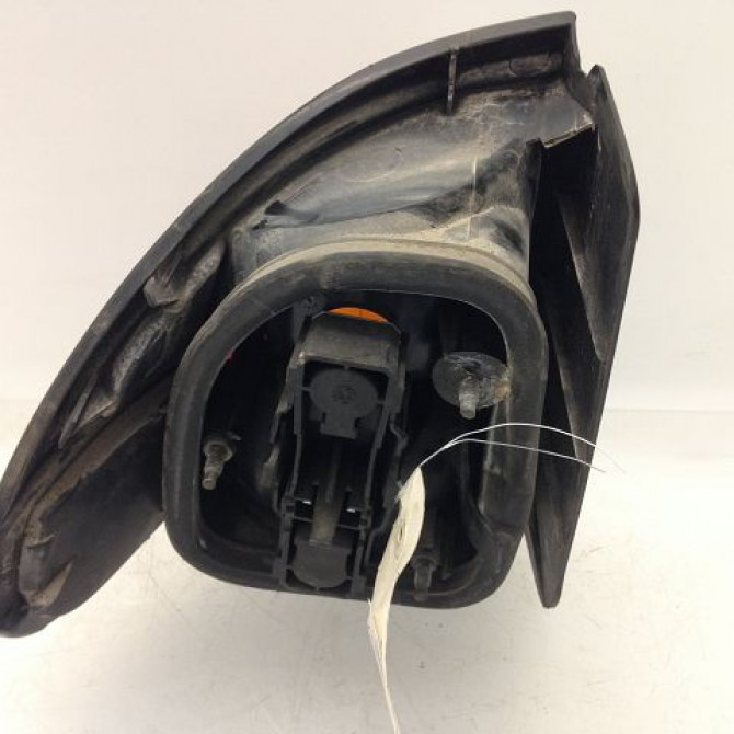 Feu arrière droit occasion RENAULT LAGUNA I Phase 2 04-1998->11-2000 1.6 16v 7700420123 2