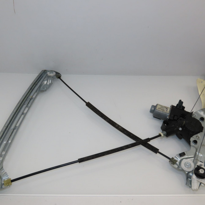 Mecanisme+moteur leve-glace avg occasion RENAULT MEGANE IV Phase 1 12-2015->... 1.5 DCi 115ch 807213056R 2