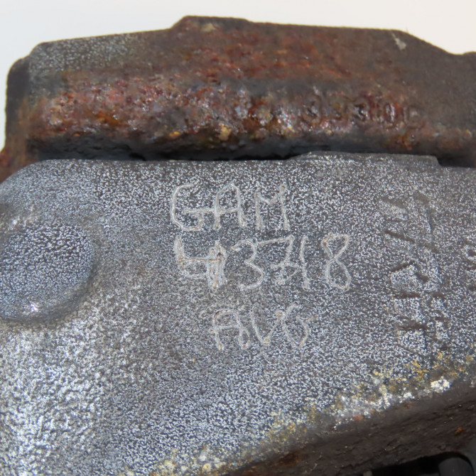 Etrier de frein avant gauche occasion RENAULT MEGANE IV Phase 1 12-2015->... 1.5 DCi 115ch 410110528R 4