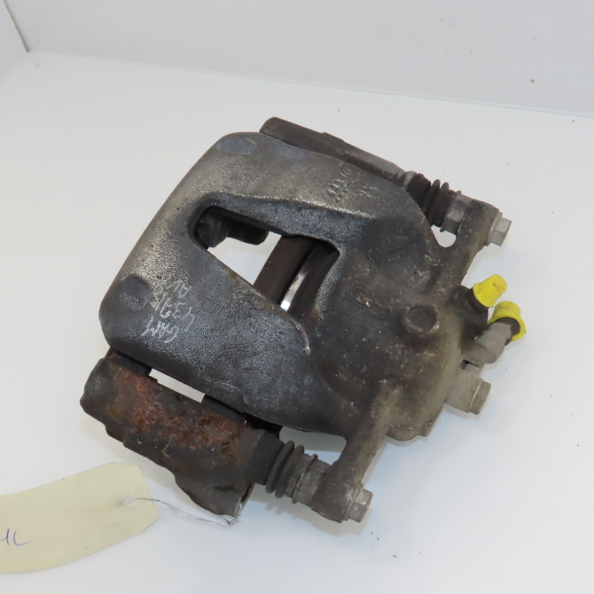 Etrier de frein avant droit occasion RENAULT MEGANE IV Phase 1 12-2015->... 1.5 DCi 115ch 410012354R 1