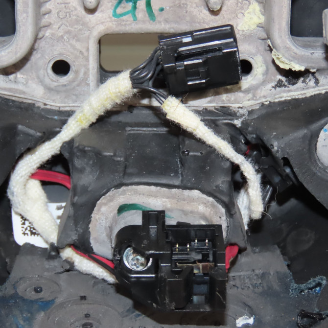 Volant de direction occasion RENAULT MEGANE IV Phase 1 12-2015->... 1.5 DCi 115ch 484005825R 2