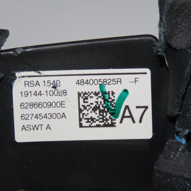 Volant de direction occasion RENAULT MEGANE IV Phase 1 12-2015->... 1.5 DCi 115ch 484005825R 4