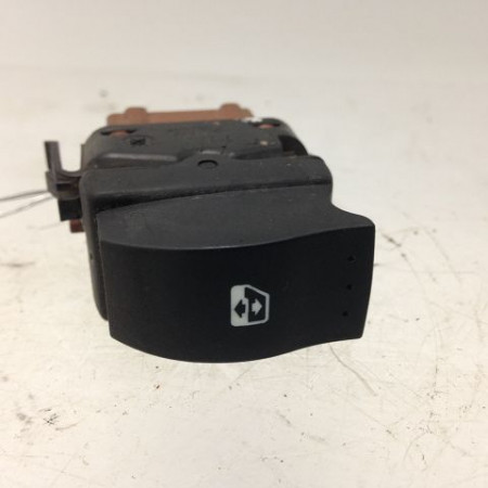 Commande lève-glace porte avant droite occasion RENAULT TRAFIC II Phase 1 10-2001->08-2006 1.9 DCI 8v 100ch